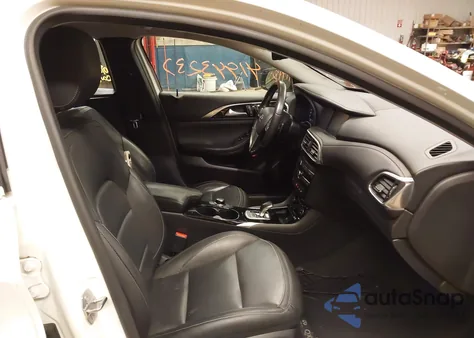 2019 Infiniti Qx30 Essential из США, поврежденный, VIN SJKCH5CR6KA008658